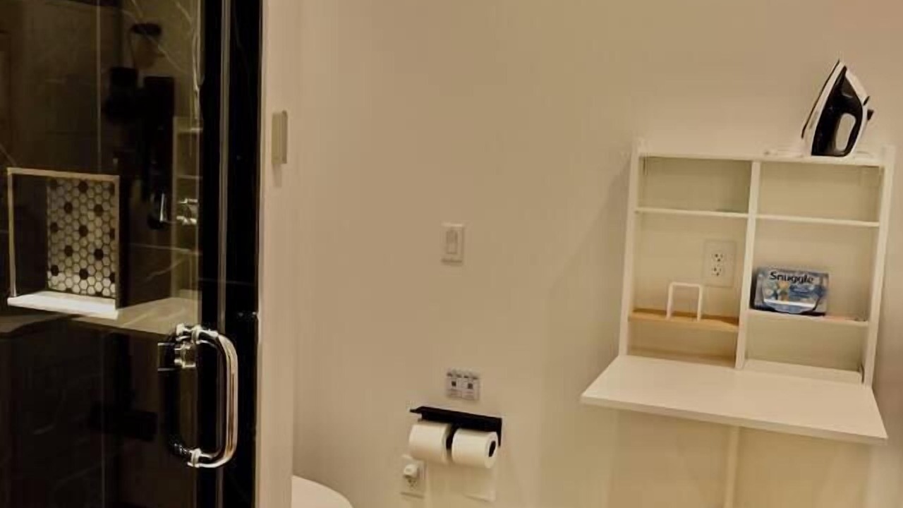 Photo of Bathroom in Jefferson City