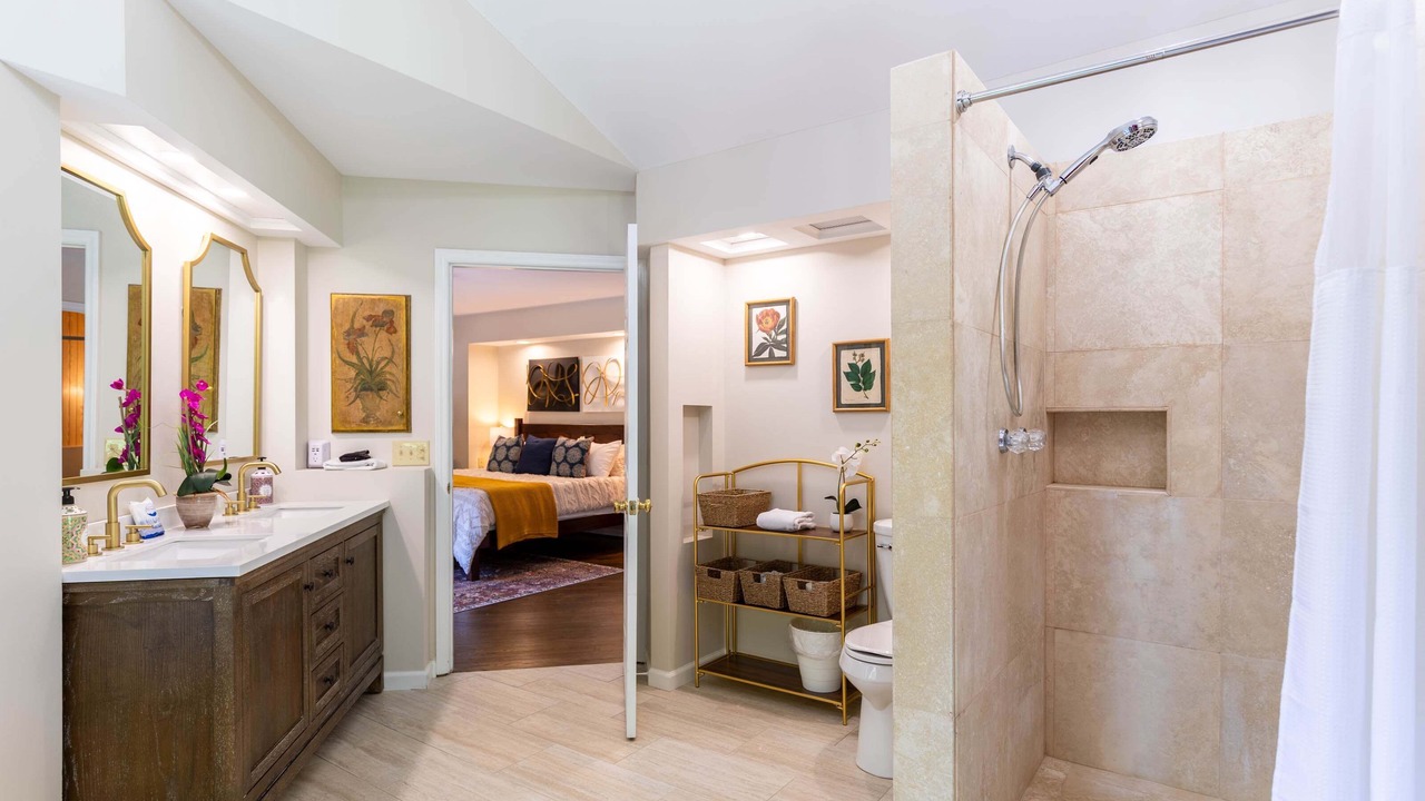 Photo of Bathroom in Lenoir