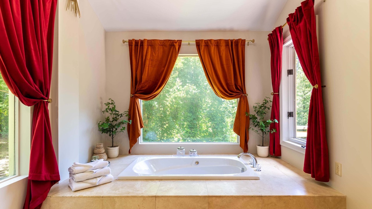 Photo of Bathroom in Lenoir