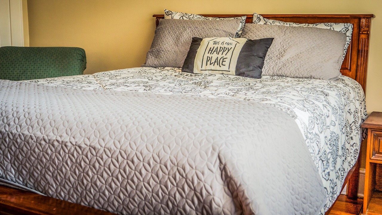 Photo of Bedroom in Elizabethton