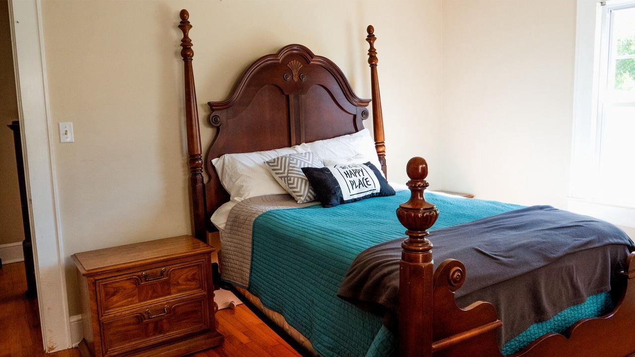 Photo of Bedroom in Elizabethton