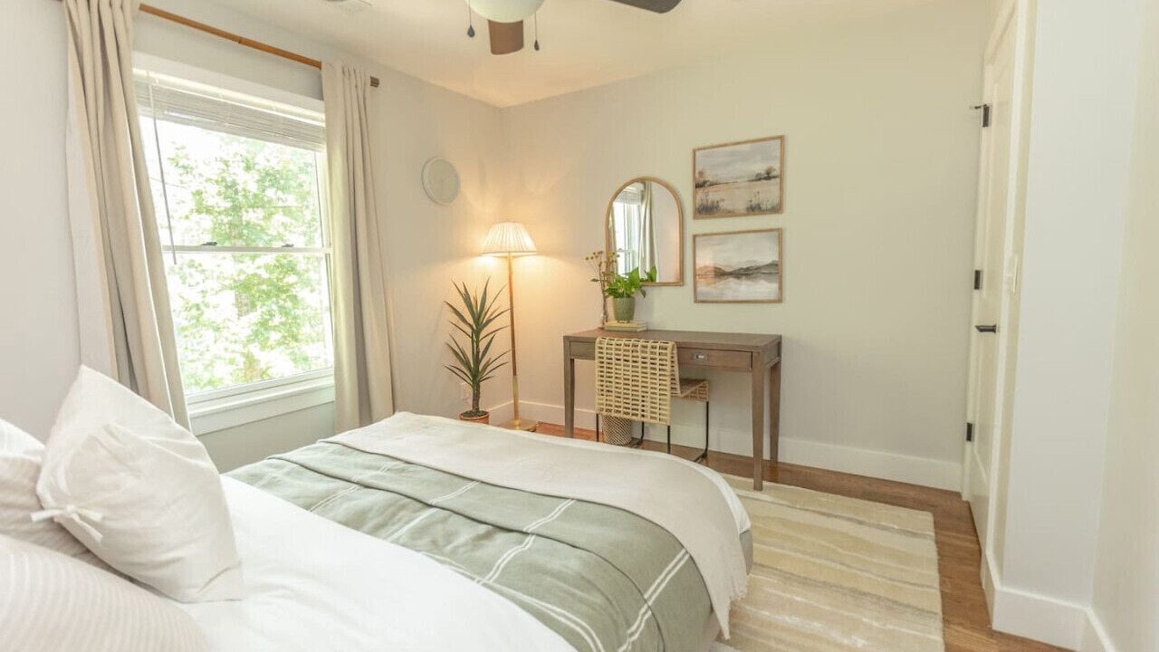 Photo of Bedroom in Swannanoa
