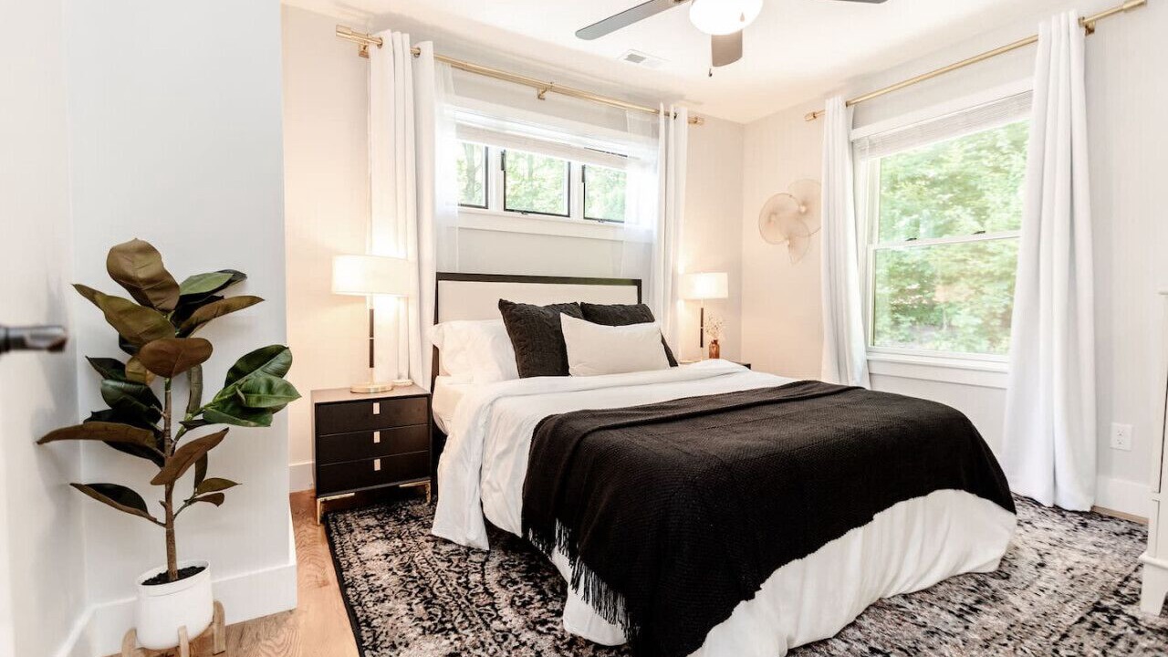 Photo of Bedroom in Swannanoa