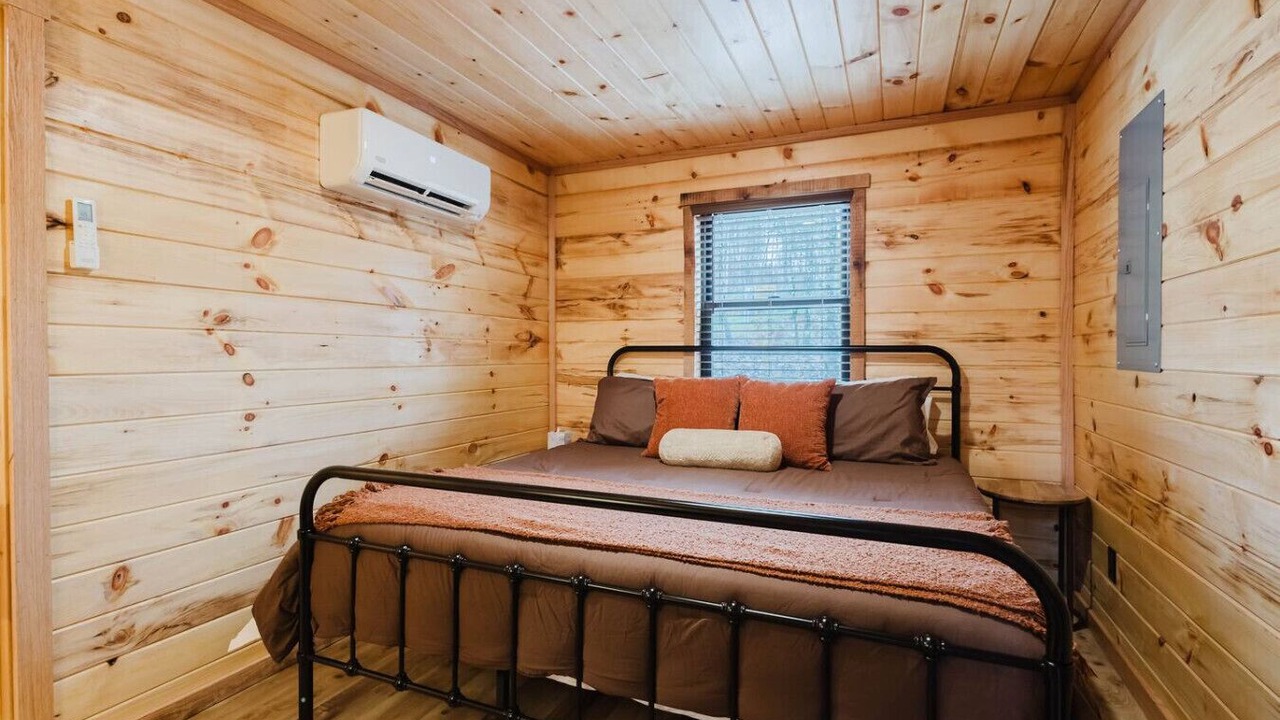 Photo of Bedroom in Saint Helens