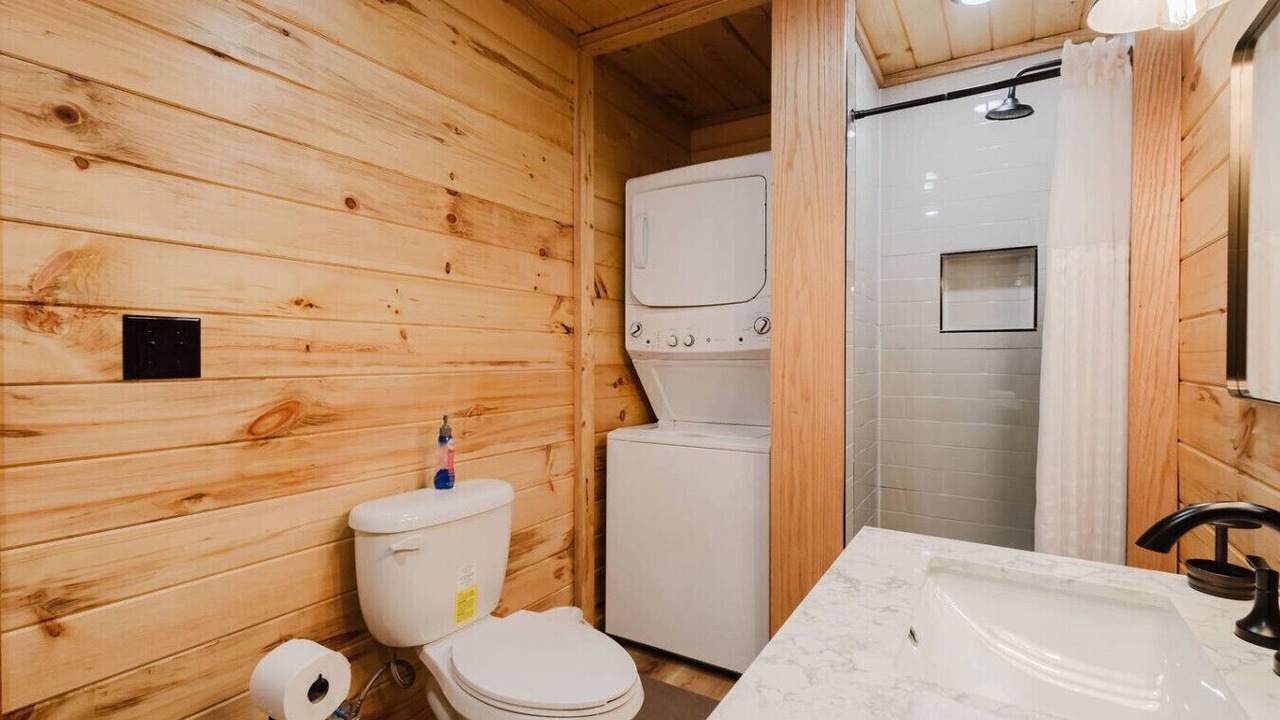 Photo of Bathroom in Saint Helens