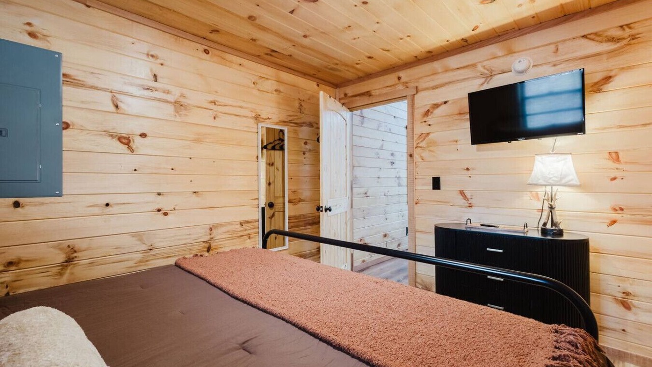 Photo of Bedroom in Saint Helens