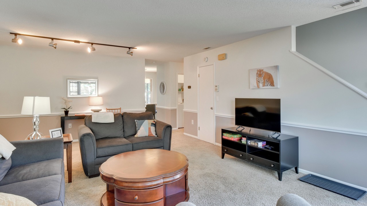 Photo of Bedroom in Keowee