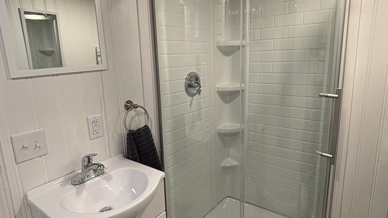 Photo of Bathroom in Betsy Layne