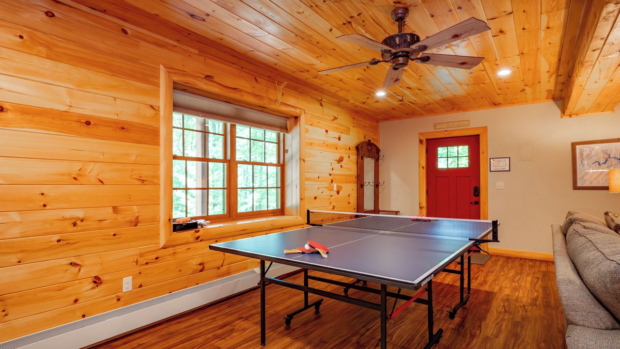 Photo of Bedroom in North Glade Hills
