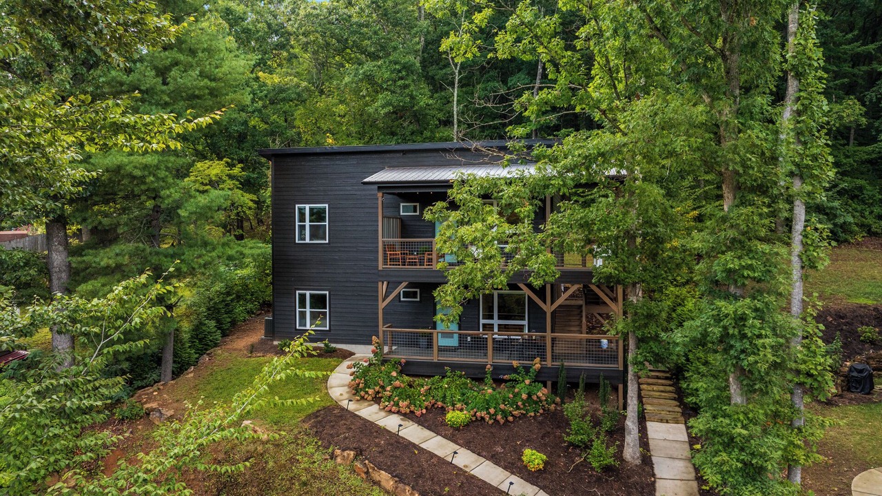 Photo of Outdoor in Swannanoa