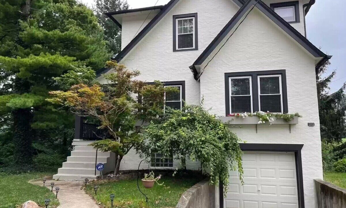 Photo of Outdoor in Oakley