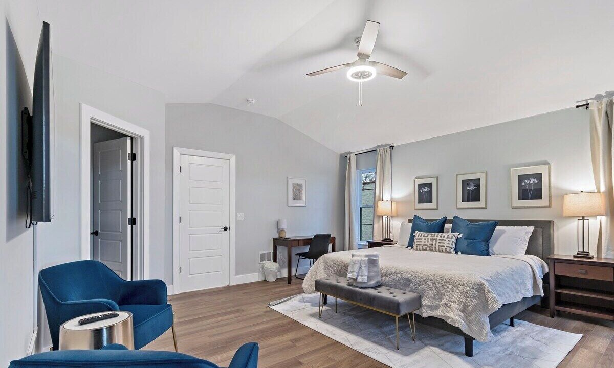 Photo of Bedroom in Oakley