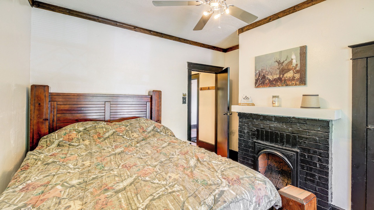 Photo of Bedroom in Rawl