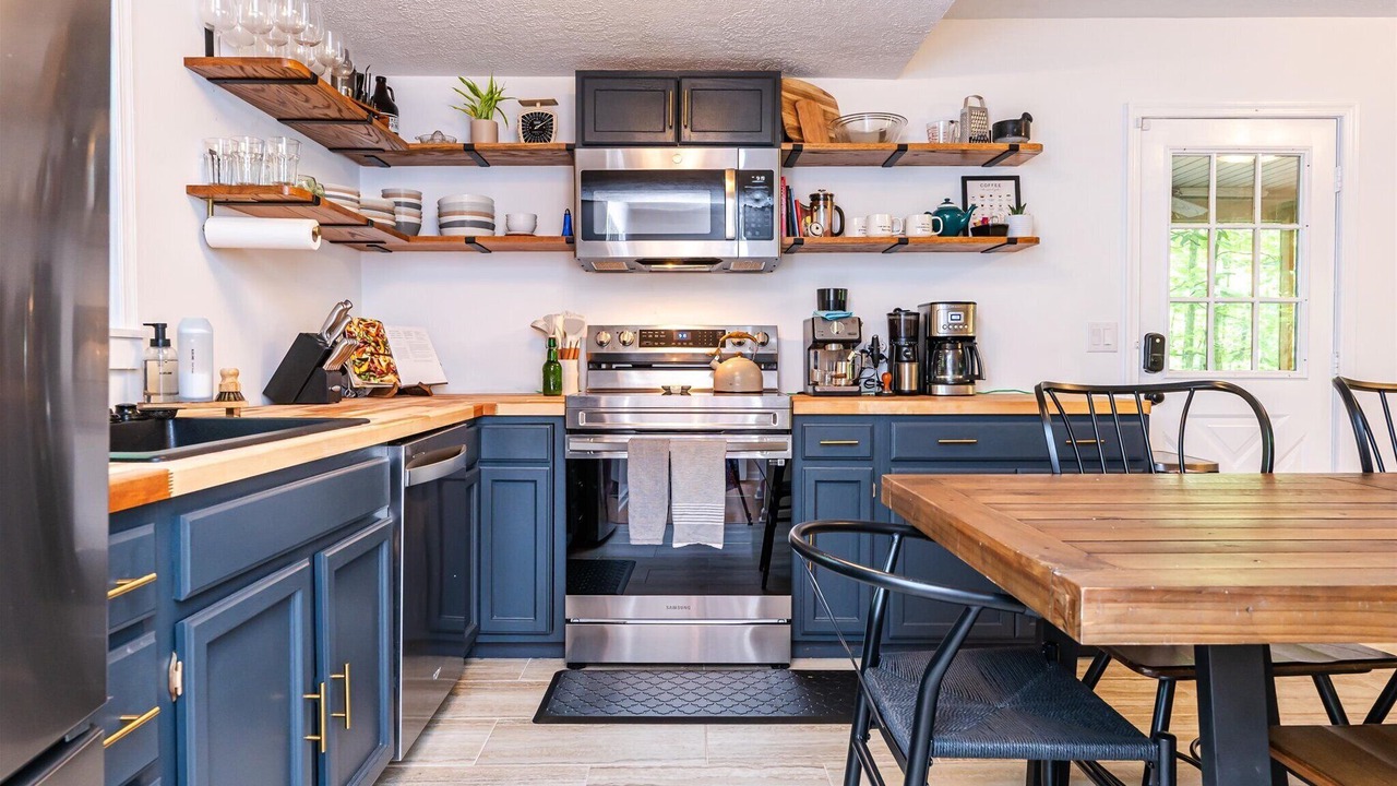 Photo of Kitchen in Berkeley Springs