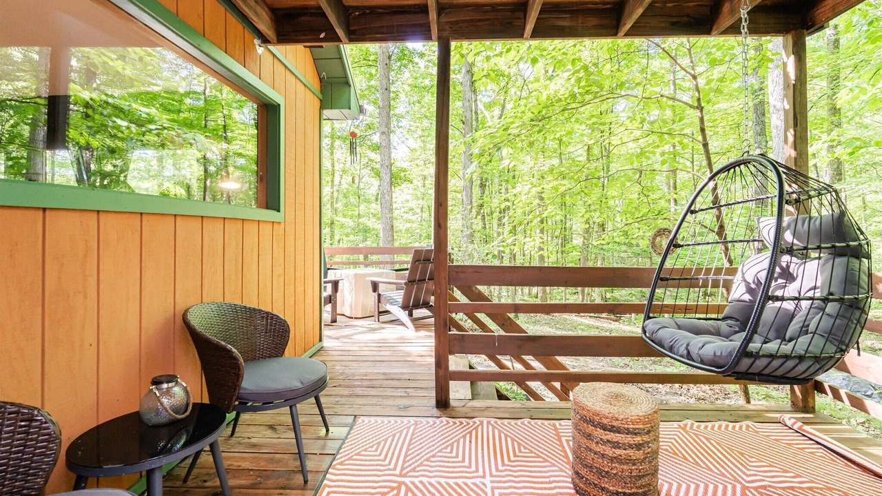 Photo of Patio Balcony in Berkeley Springs