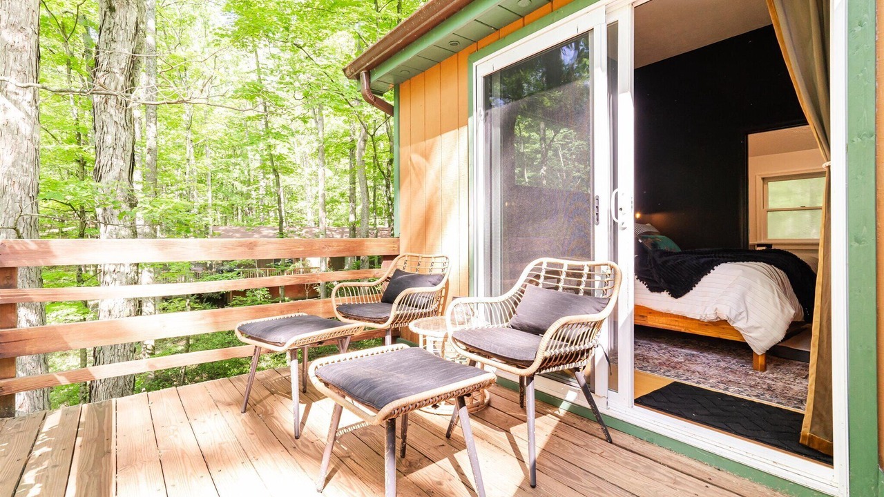 Photo of Patio Balcony in Berkeley Springs