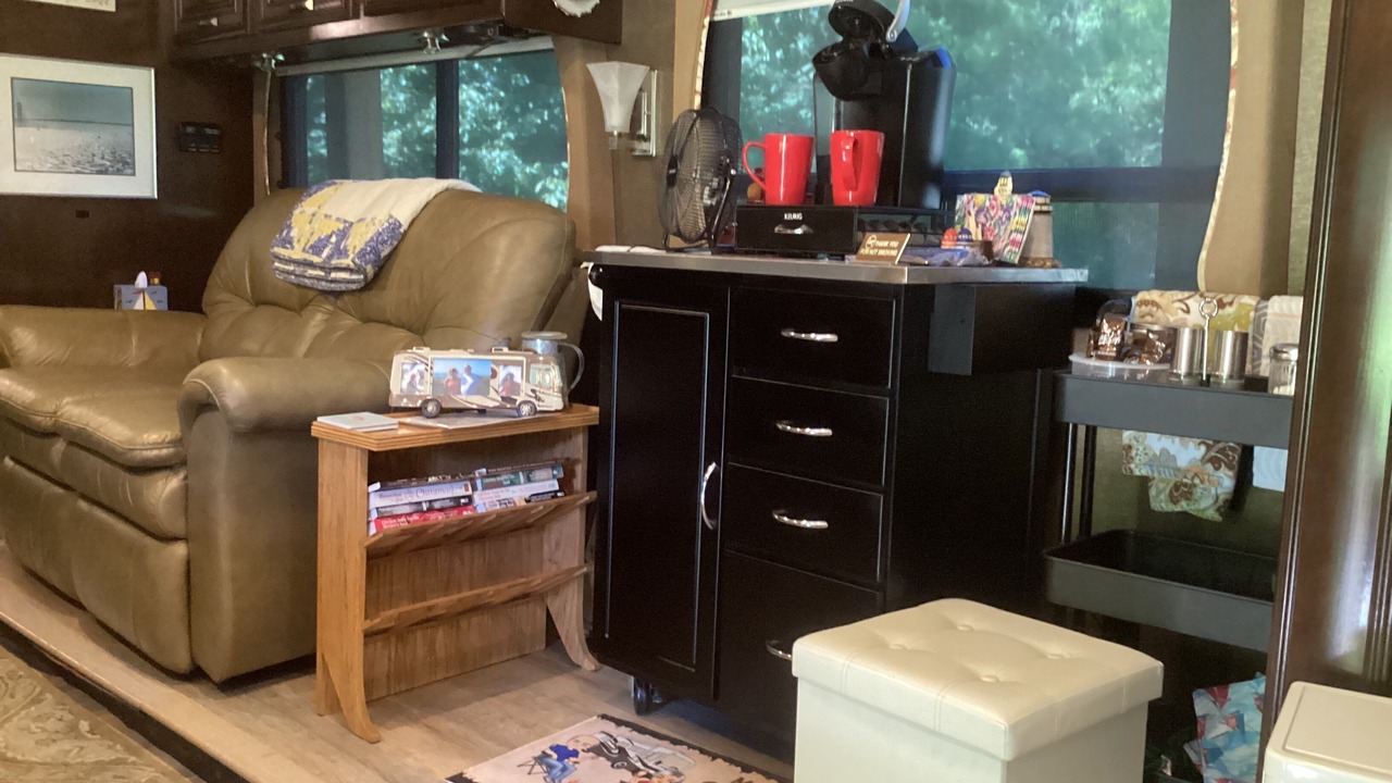 Photo of Livingroom in Elizabethton