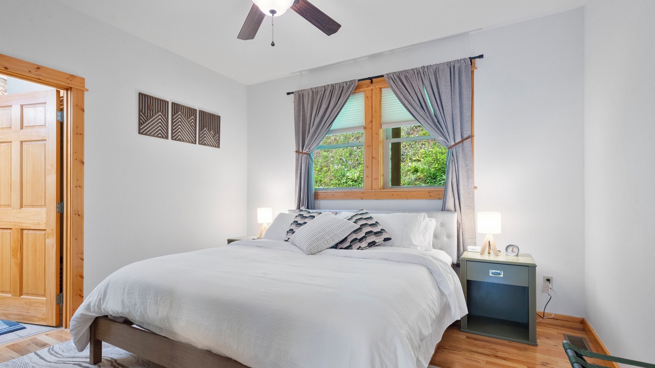 Photo of Bedroom in Burnsville