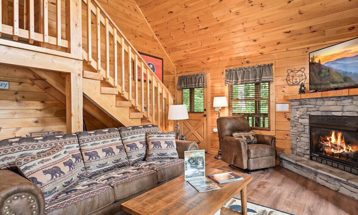 Photo of Livingroom in Black Bear Falls