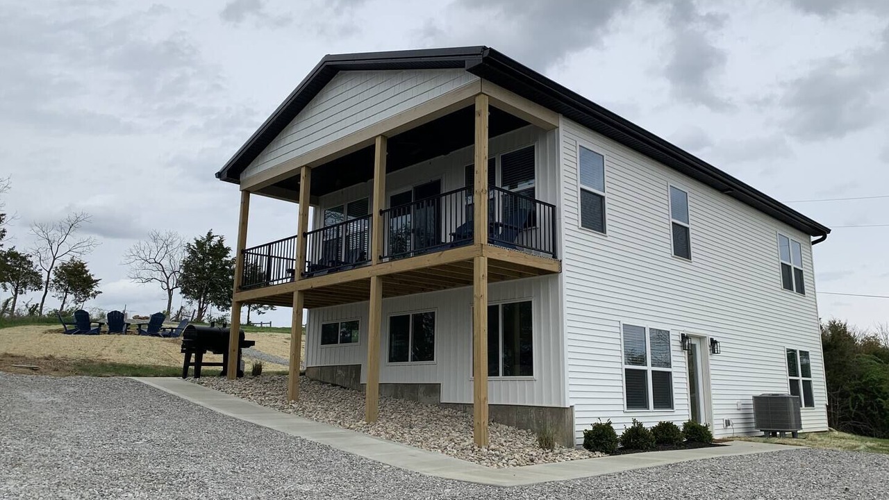 Photo of Outdoor in Jonesville