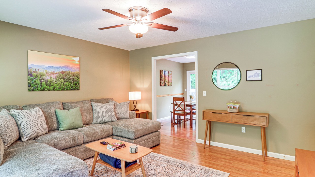 Photo of Livingroom in Campton
