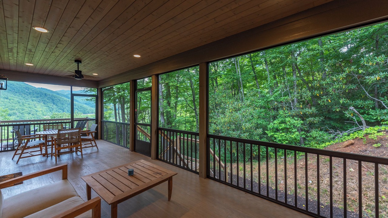 Photo of Livingroom in Swannanoa