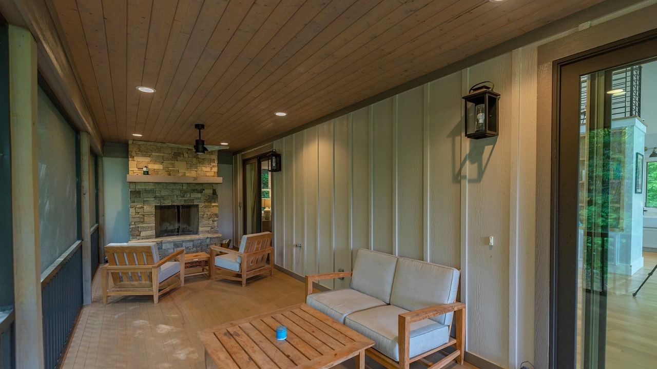 Photo of Livingroom in Swannanoa