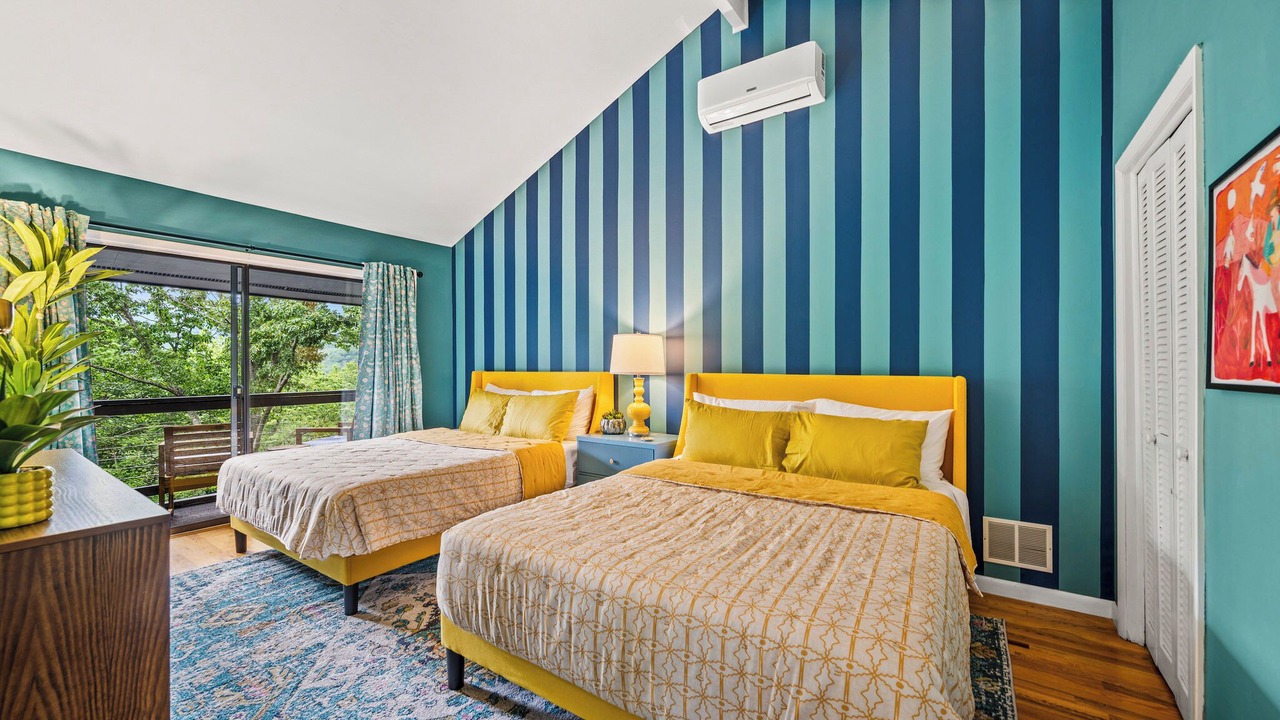 Photo of Bedroom in Black Mountain