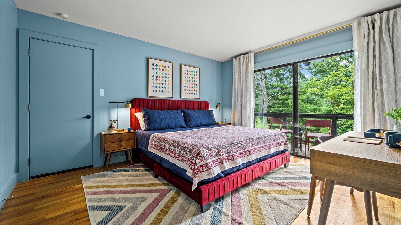 Photo of Bedroom in Black Mountain