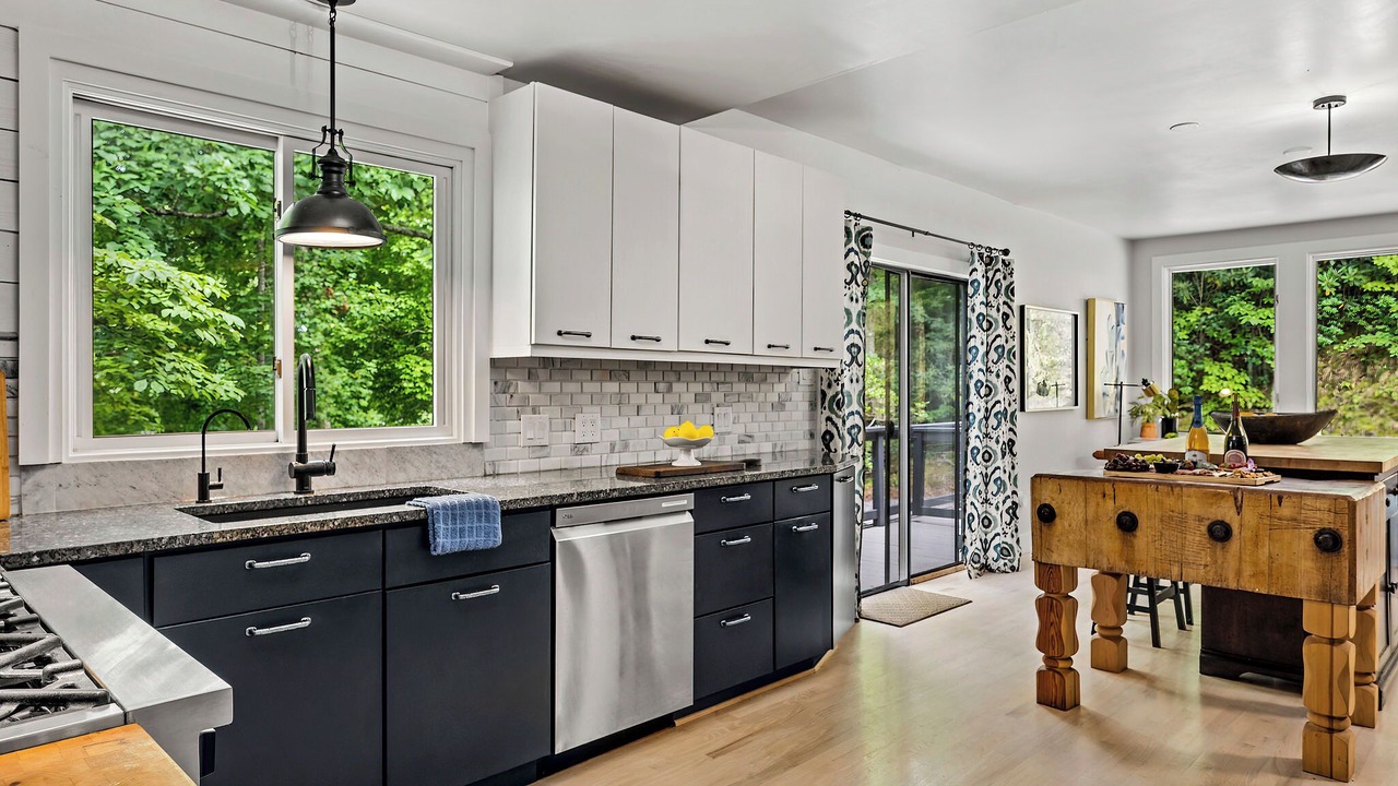 Photo of Kitchen in Black Mountain
