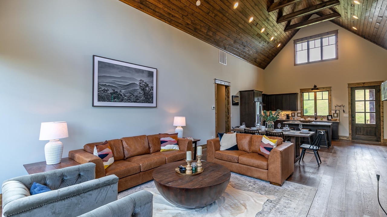 Photo of Livingroom in Elk Park