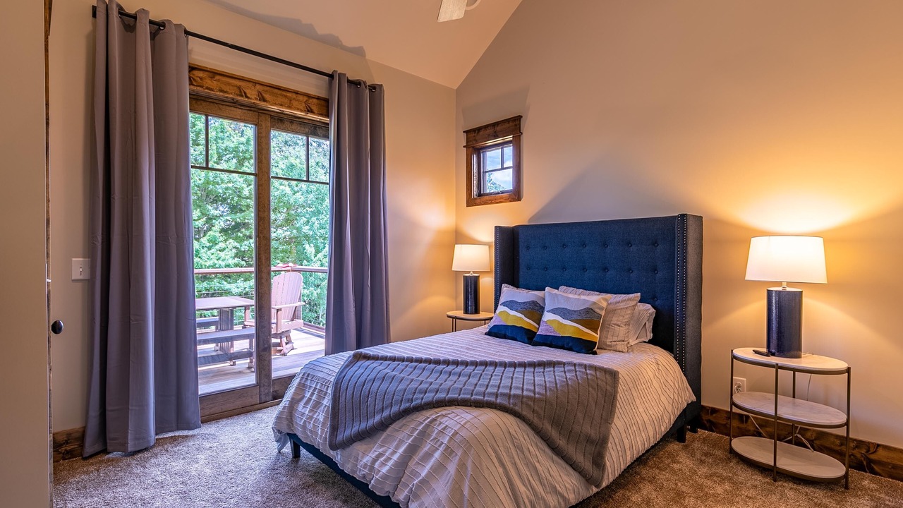 Photo of Bedroom in Elk Park