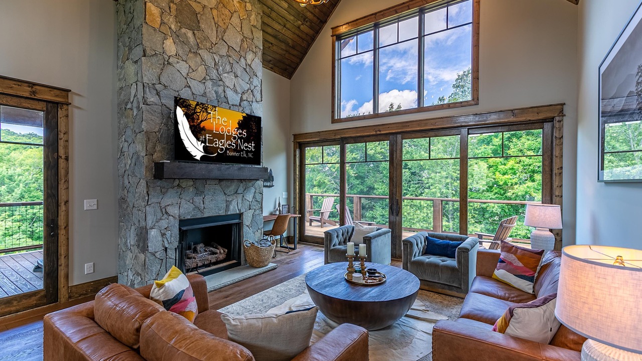 Photo of Livingroom in Elk Park
