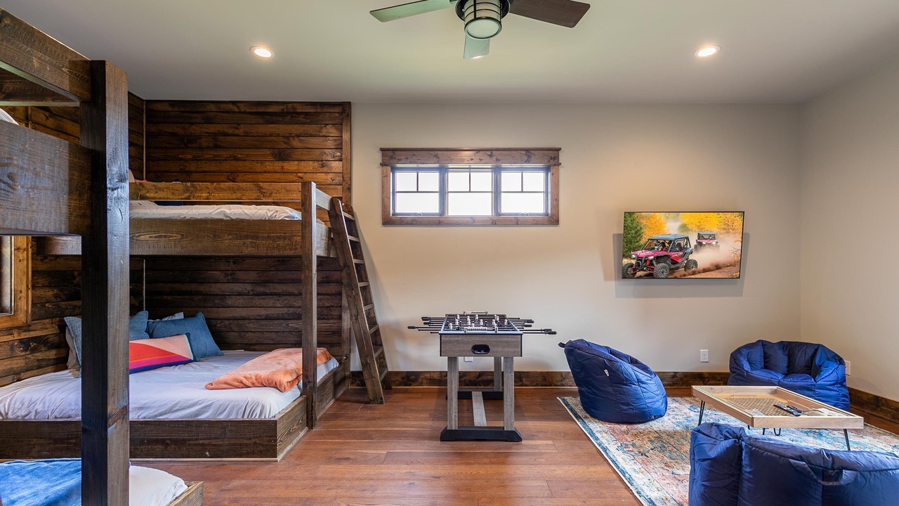 Photo of Bedroom in Elk Park