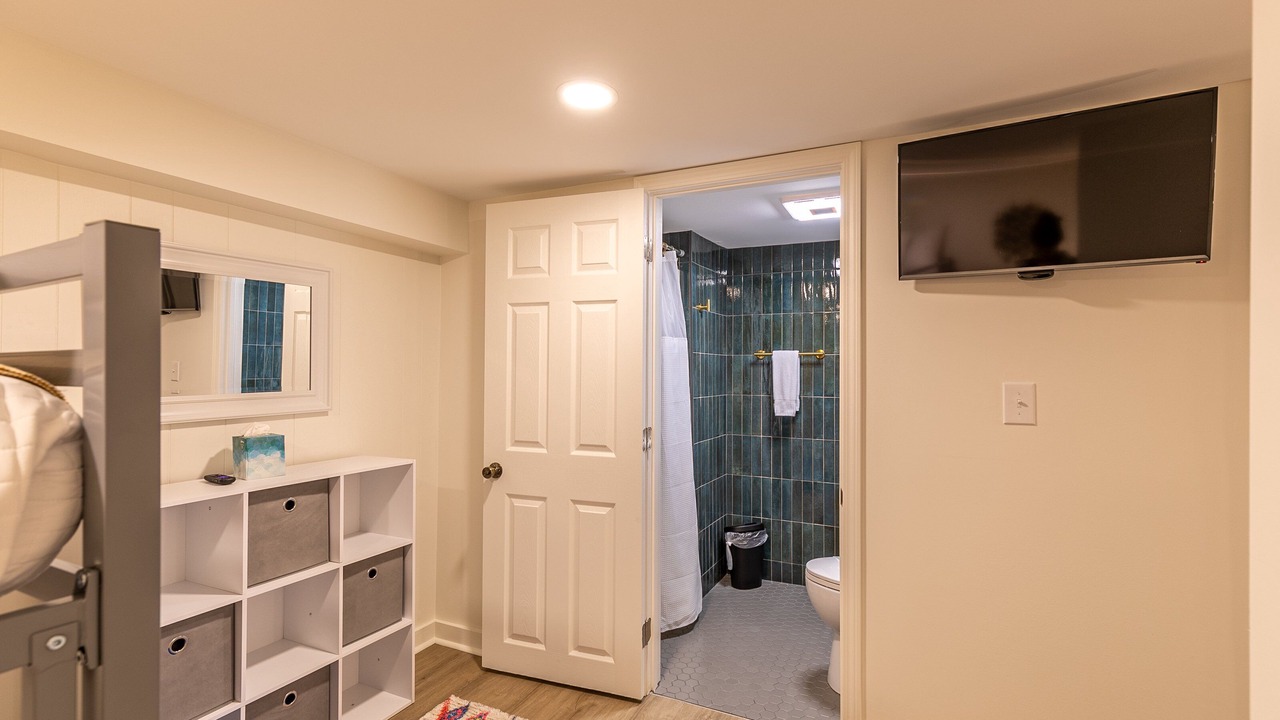Photo of Bathroom in Newland