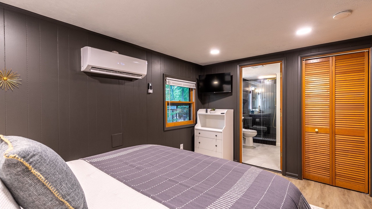 Photo of Bedroom in Newland