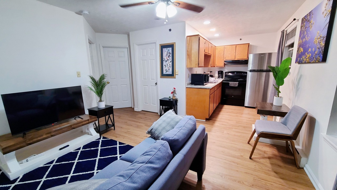 Photo of Livingroom in Downtown