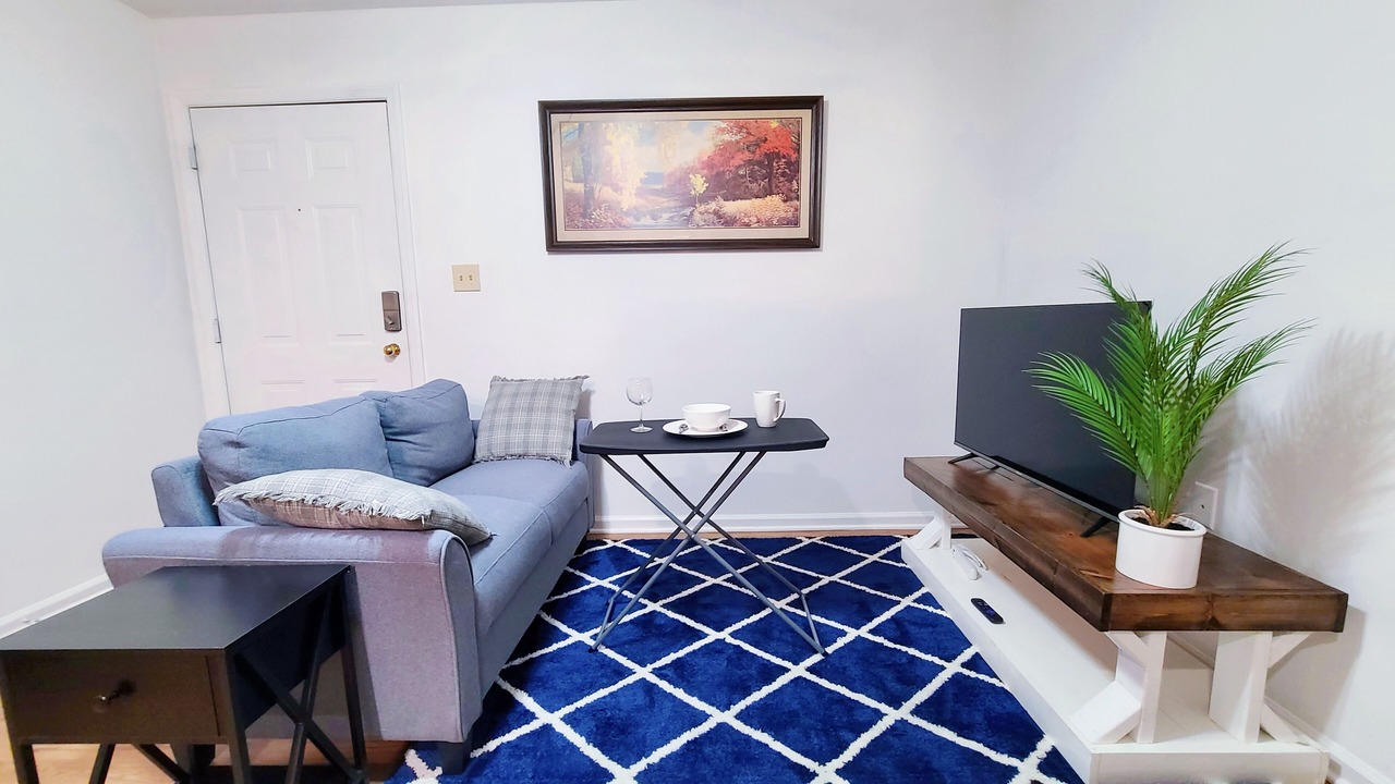 Photo of Livingroom in Downtown