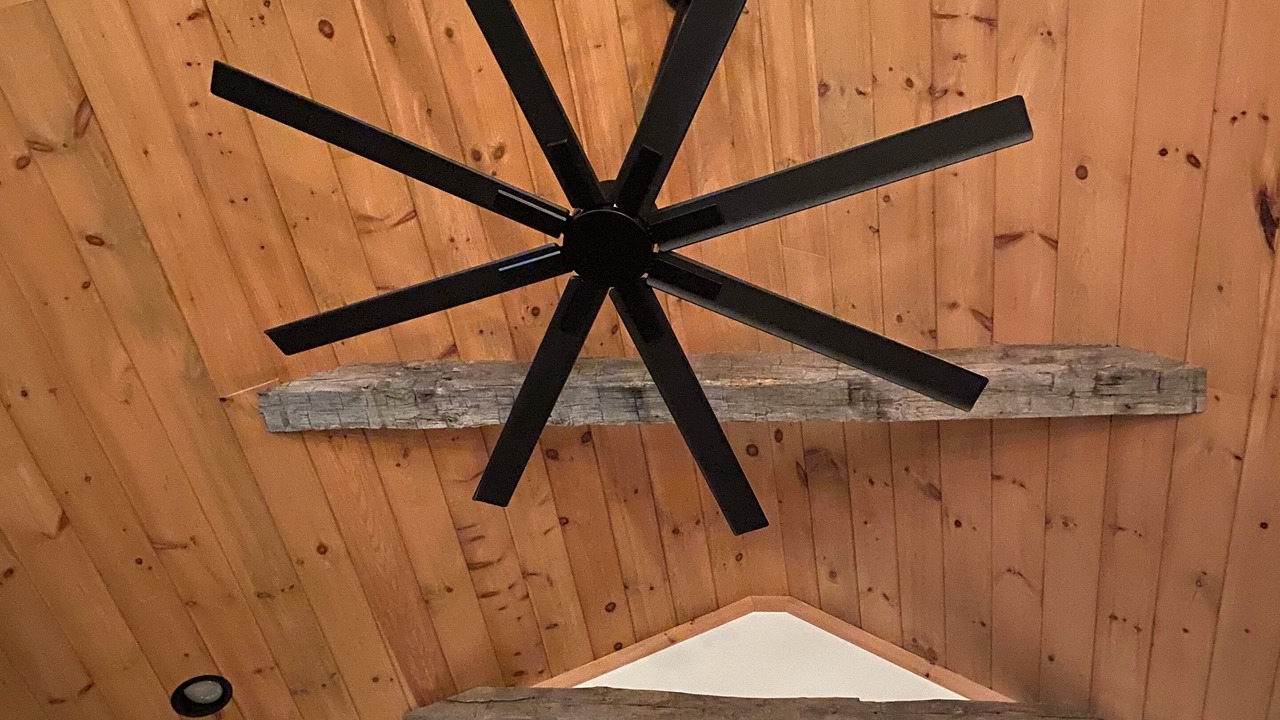 Photo of Bedroom in Roan Mountain