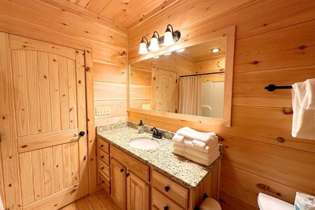 Photo of Bathroom in Lake Lure