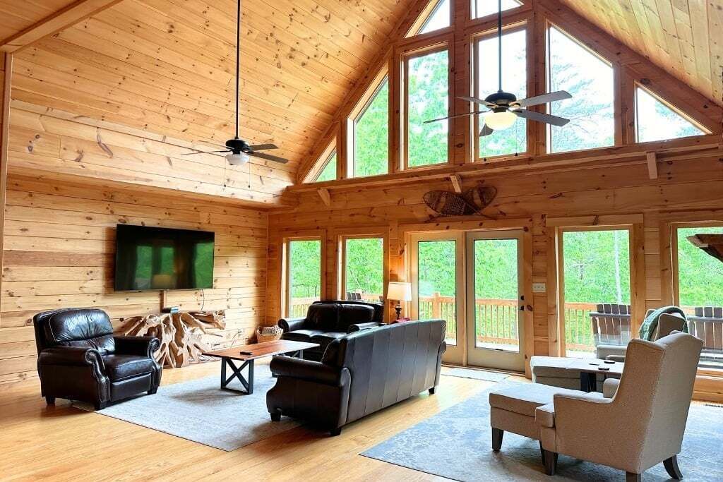 Photo of Livingroom in Lake Lure