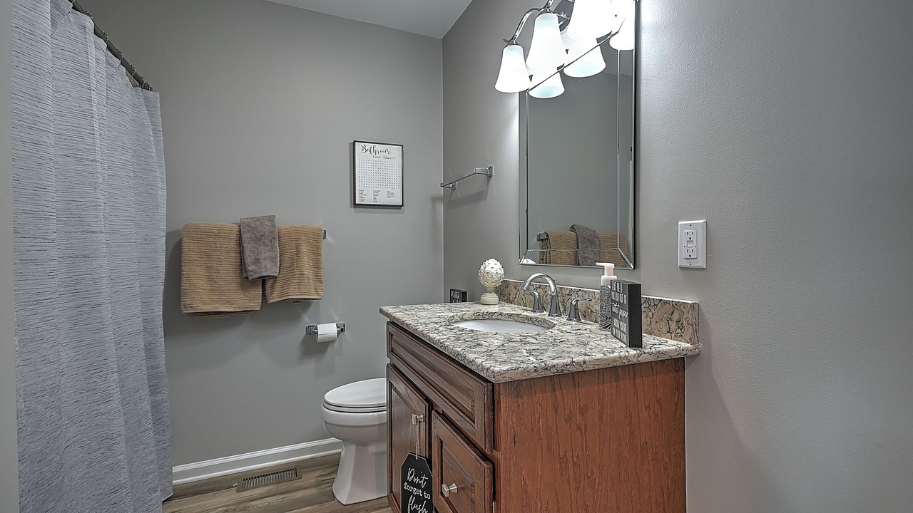 Photo of Bathroom in Oak Grove