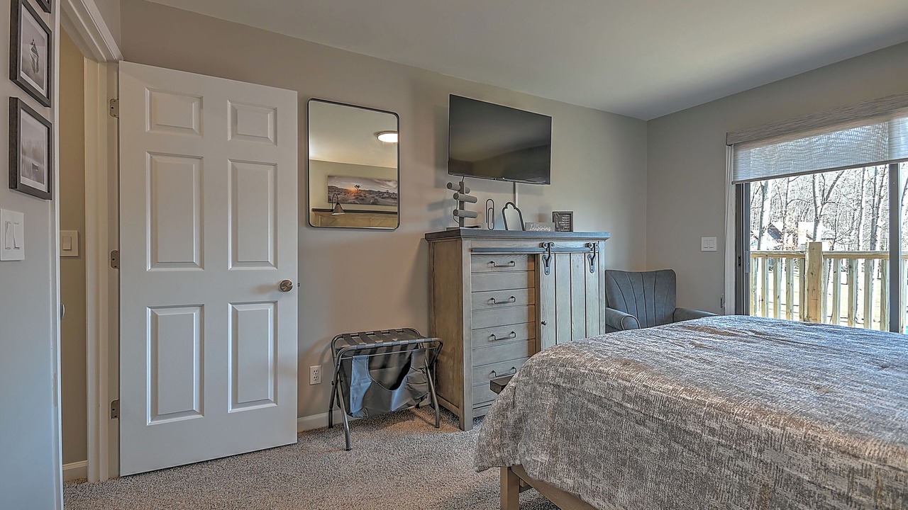 Photo of Bedroom in Oak Grove