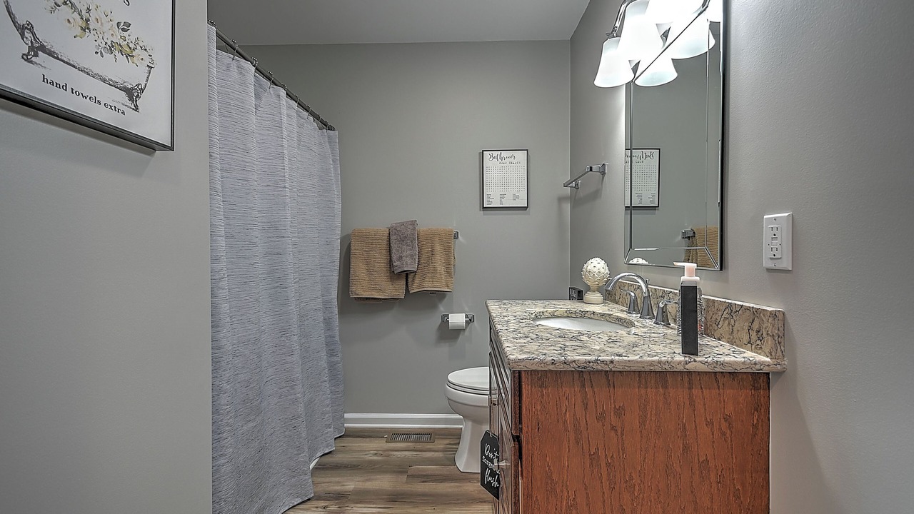 Photo of Bathroom in Oak Grove