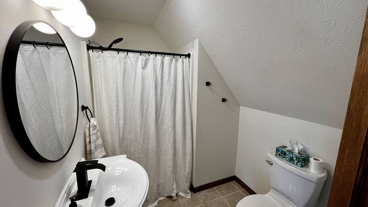 Photo of Bathroom in Zoe