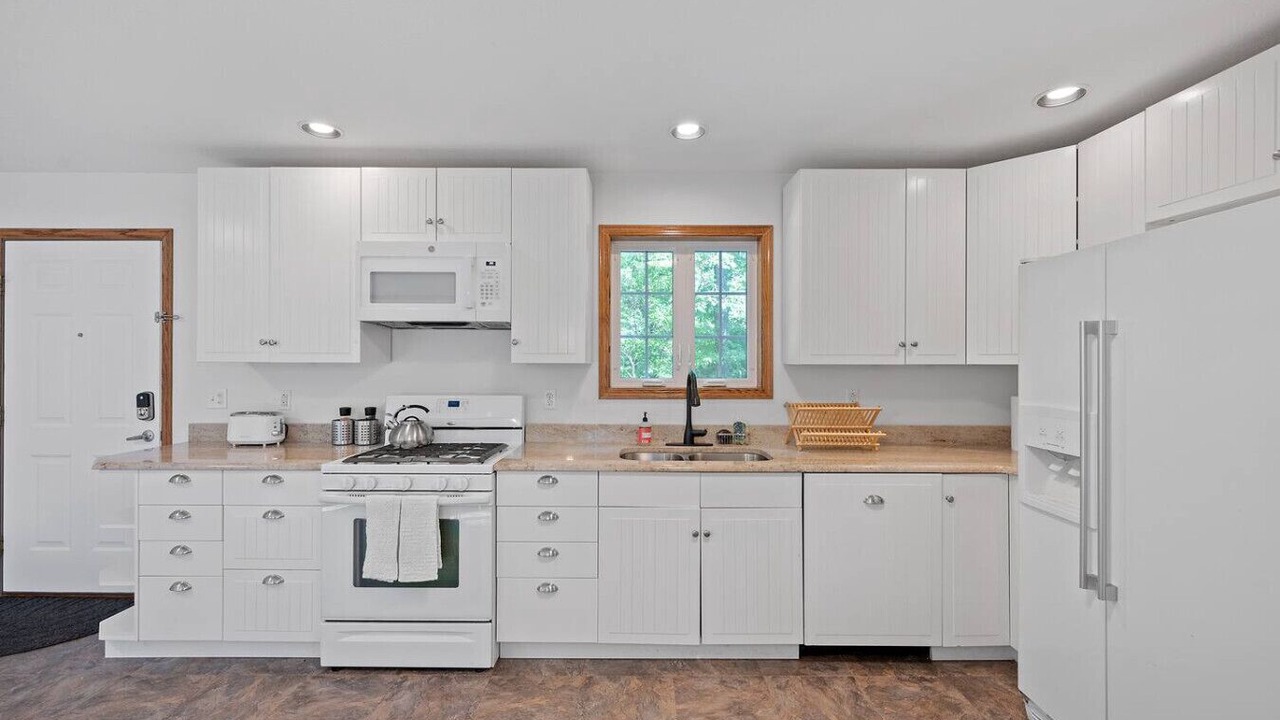 Photo of Kitchen in Zoe
