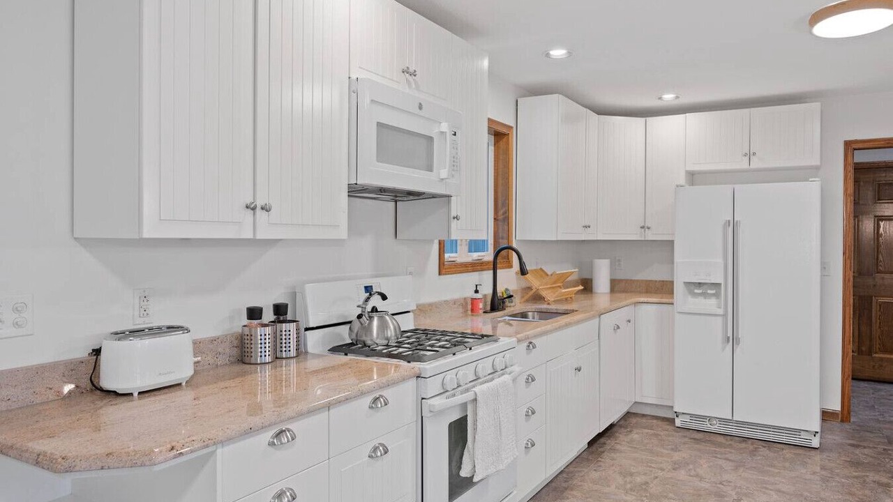 Photo of Kitchen in Zoe