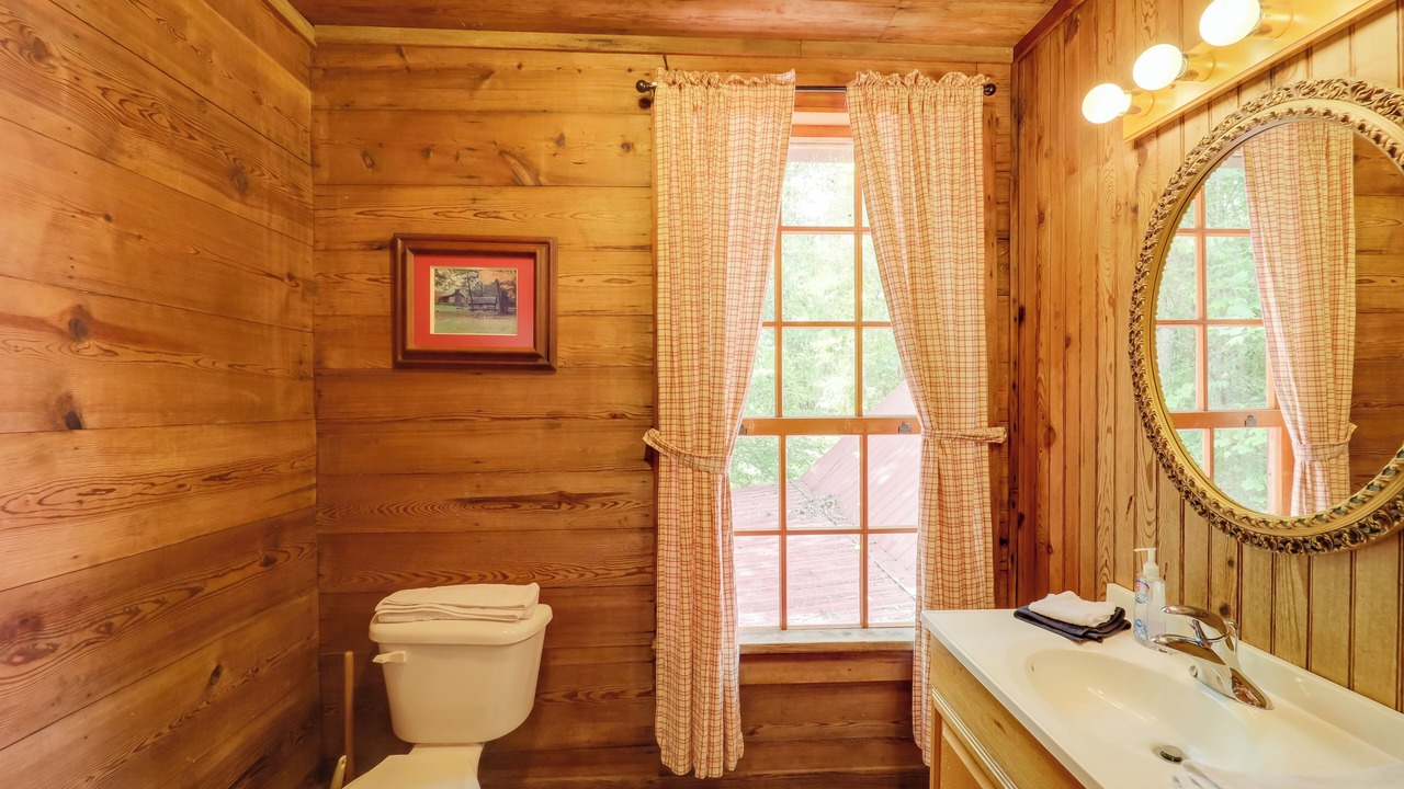 Photo of Bathroom in Vein Mountain