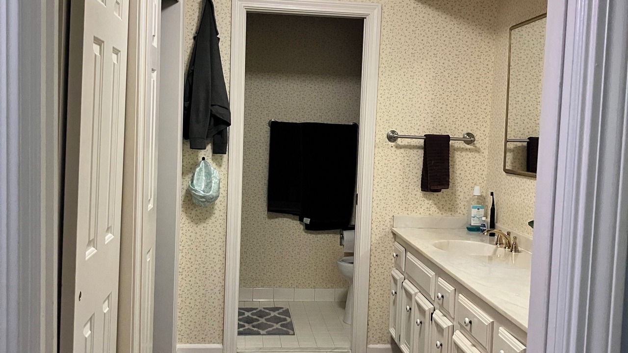 Photo of Bathroom in Chanteloup Estates