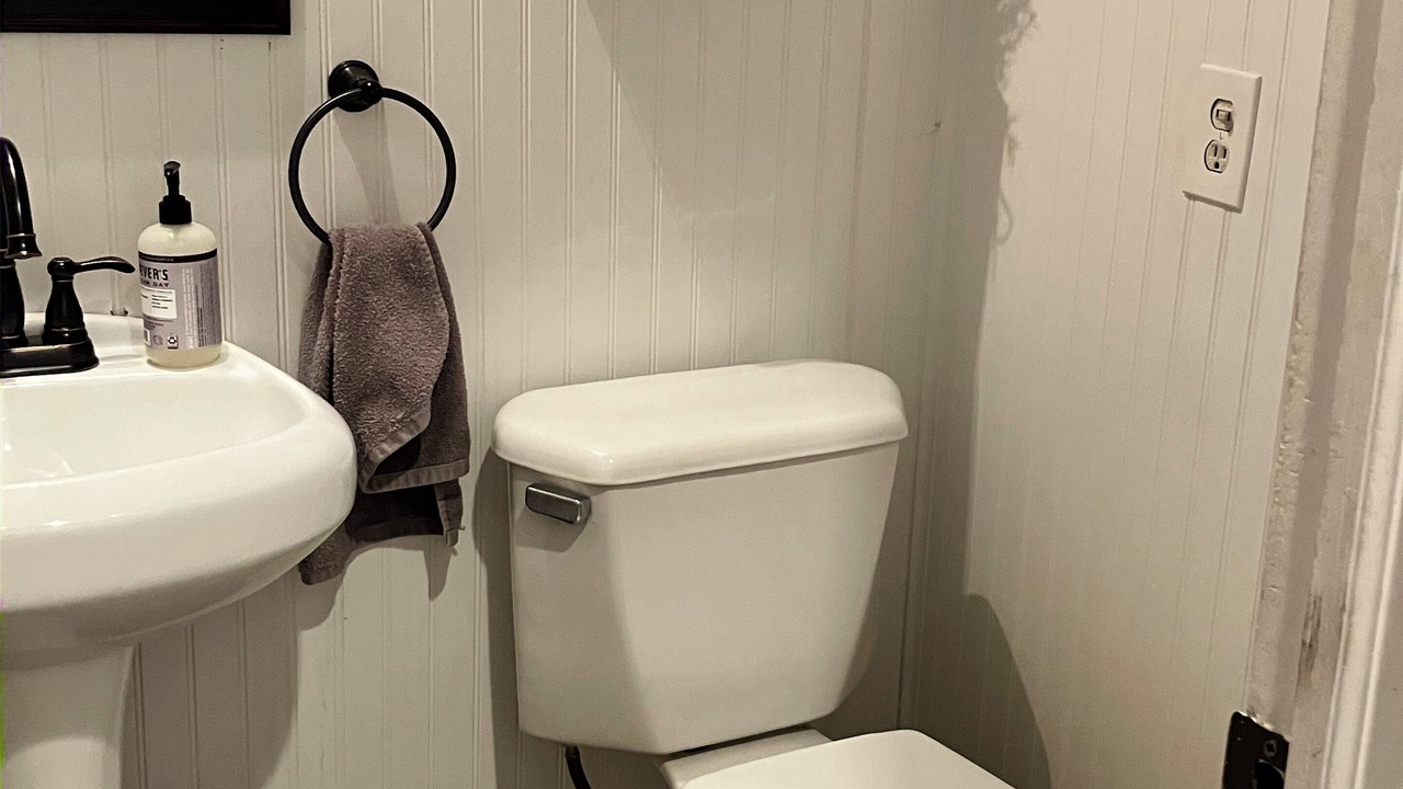 Photo of Bathroom in Chanteloup Estates